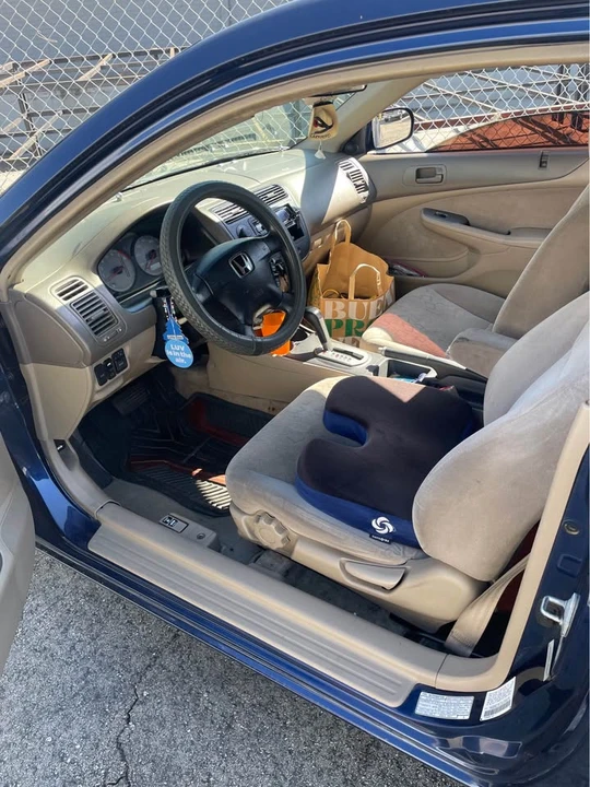 2002 Honda Civic 7th Gen - Image 2 of 12