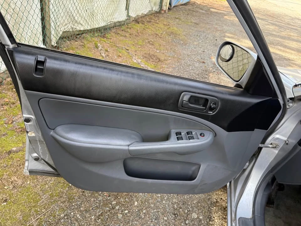 2002 Honda Civic 7th Gen - Image 9 of 9