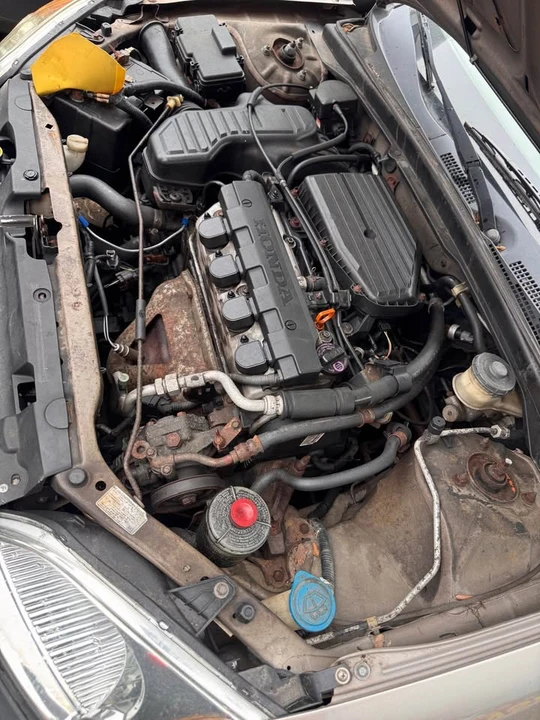 2002 Honda Civic 7th Gen - Image 2 of 8