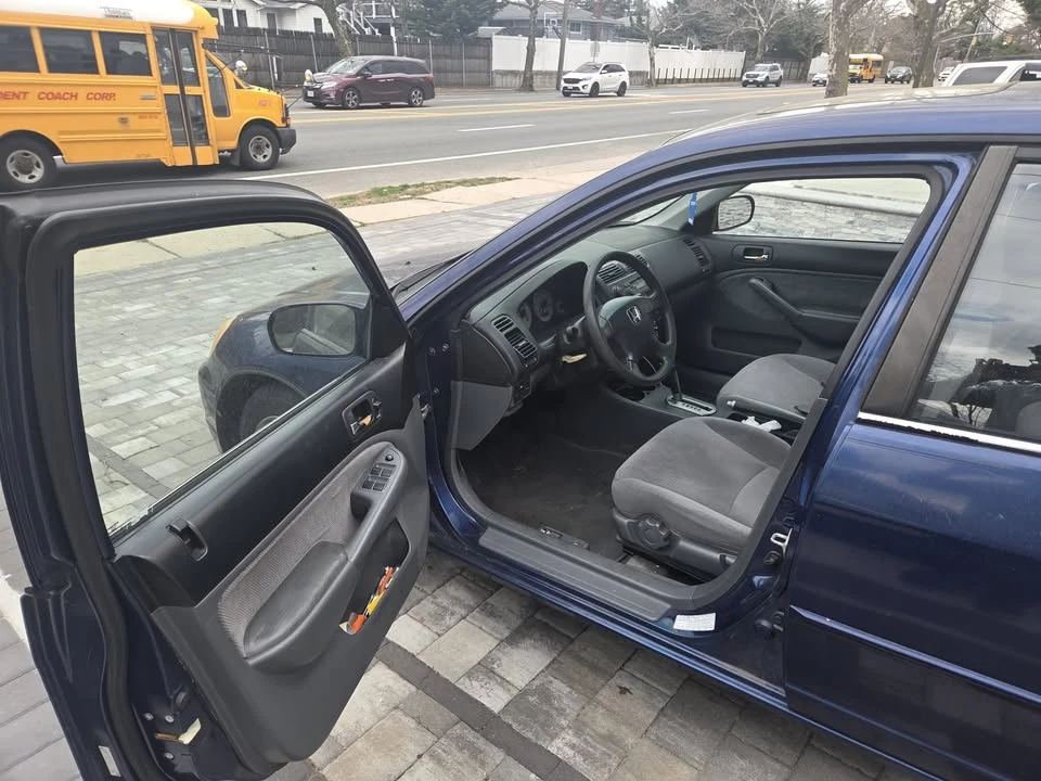 2002 Honda Civic 7th Gen - Image 4 of 9