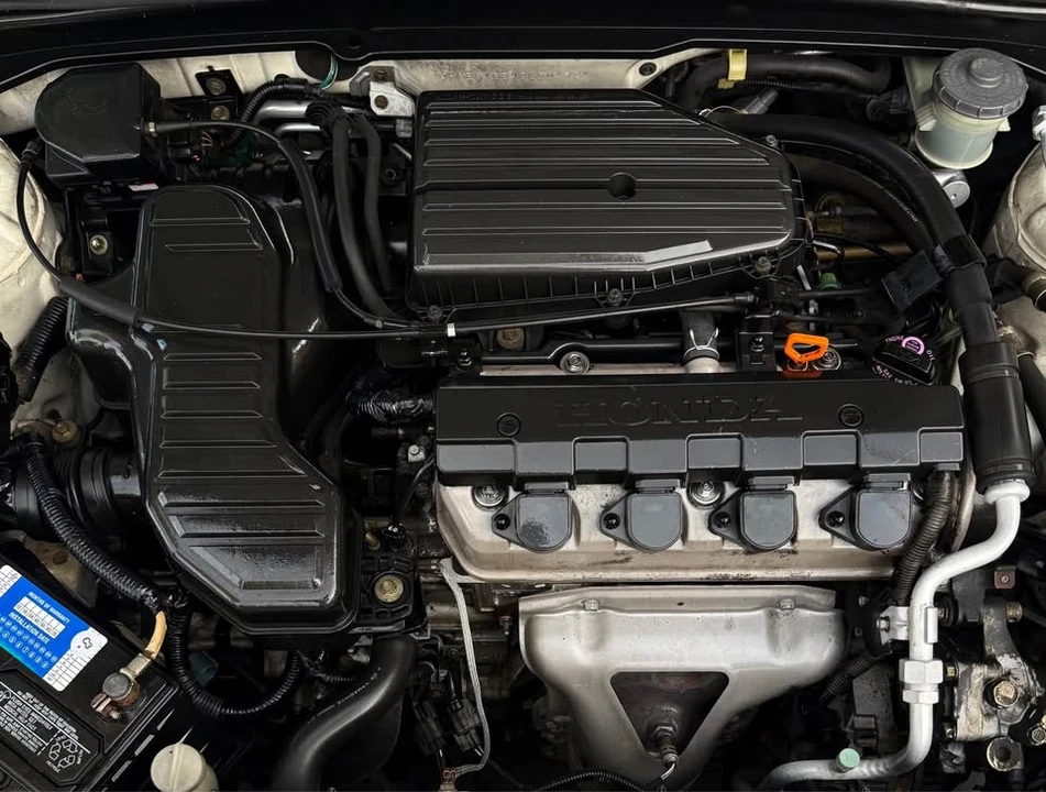 2002 Honda Civic 7th Gen - Image 6 of 15