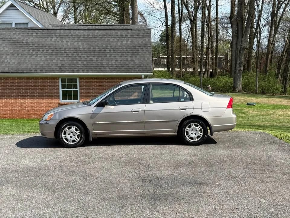 2002 Honda Civic 7th Gen - Image 7 of 20