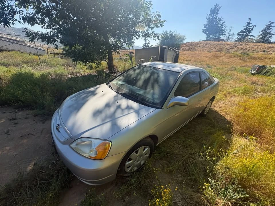 2002 Honda Civic 7th Gen - Image 2 of 10