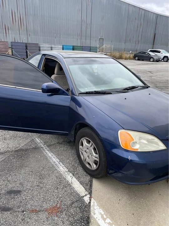 2002 Honda Civic 7th Gen - Image 4 of 12