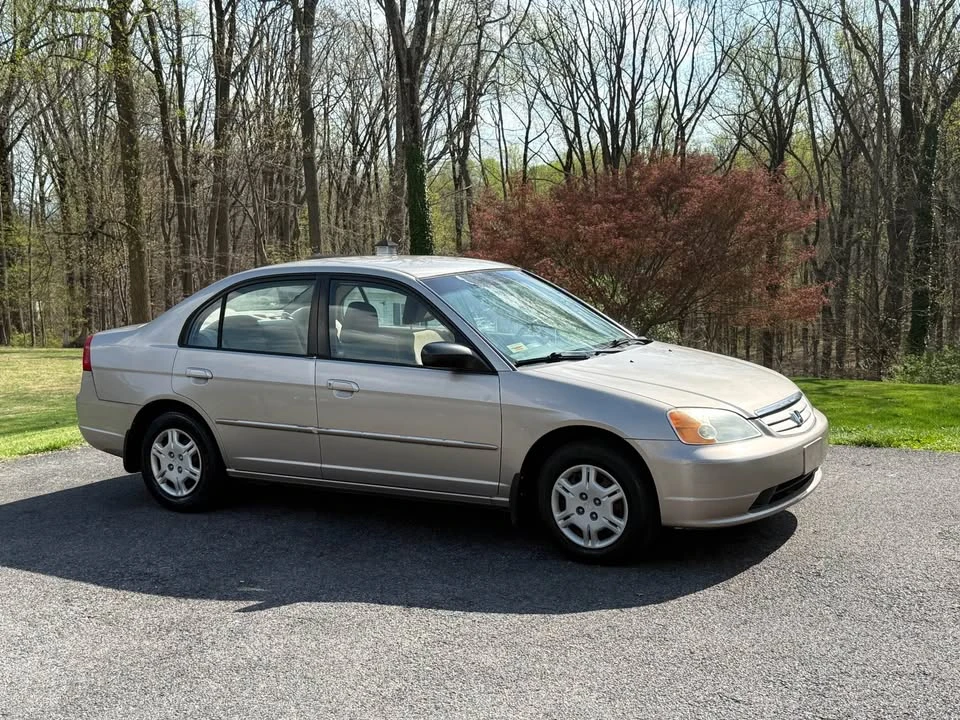 2002 Honda Civic 7th Gen - Image 9 of 20