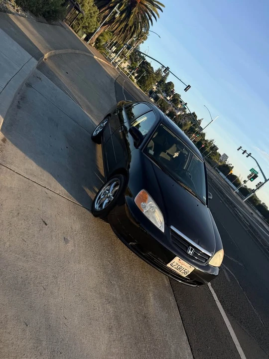 2002 Honda Civic 7th Gen - Image 3 of 12