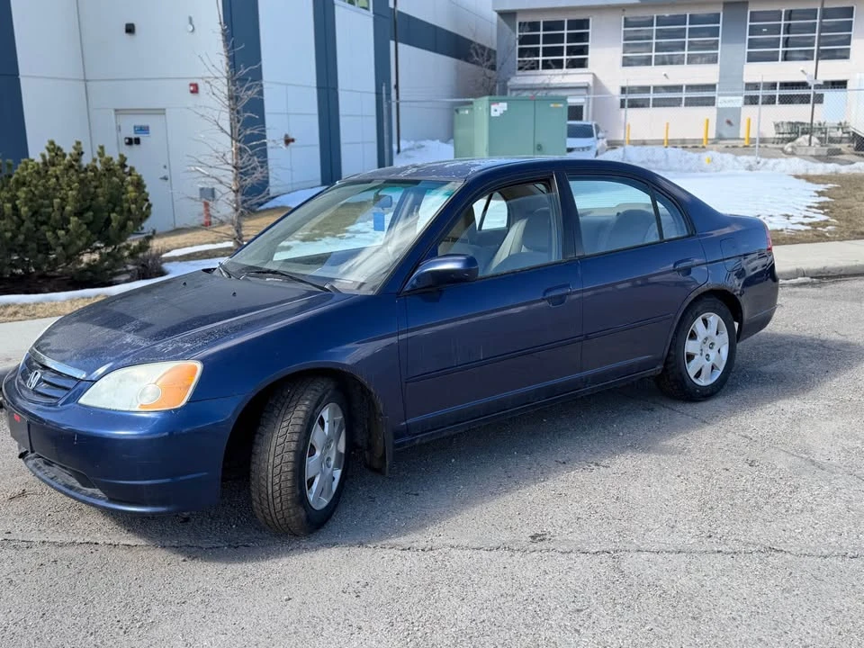 2002 Honda Civic 7th Gen - Image 2 of 12