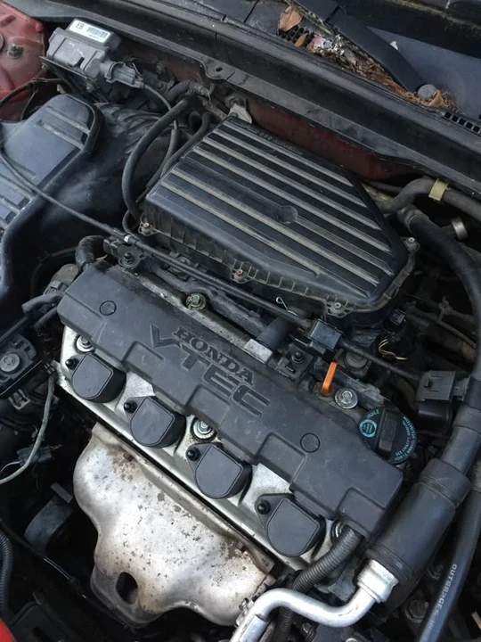 2002 Honda Civic 7th Gen - Image 2 of 7
