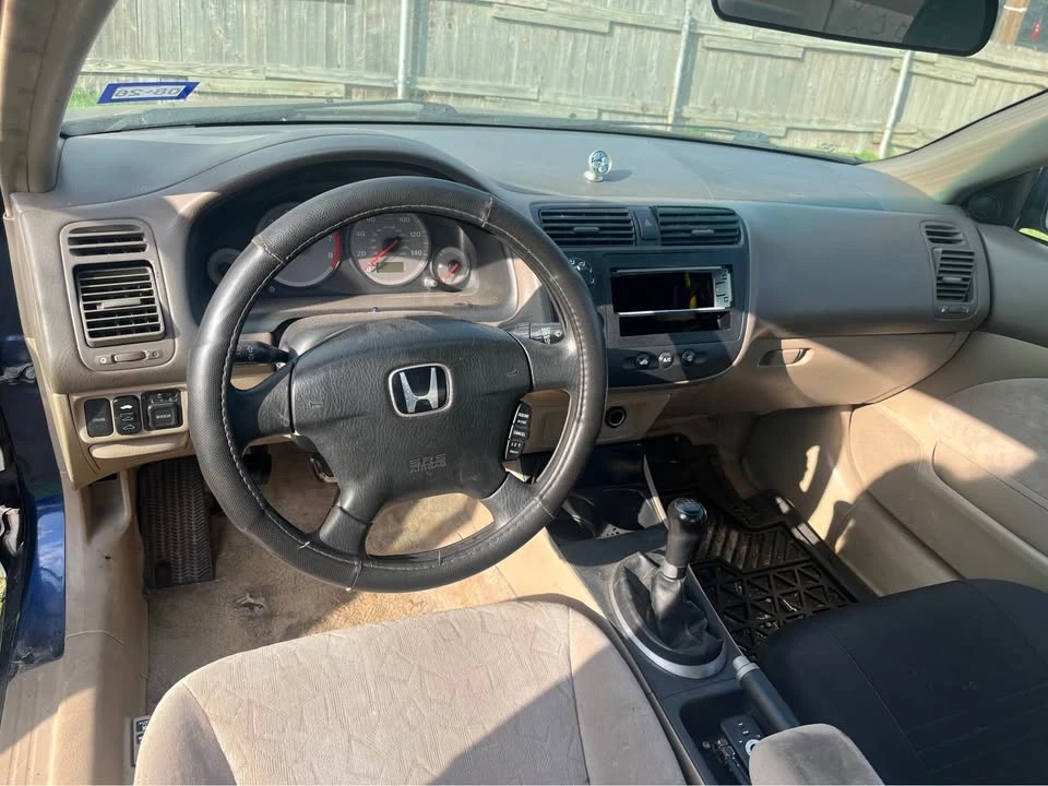 2002 Honda Civic 7th Gen - Image 2 of 8
