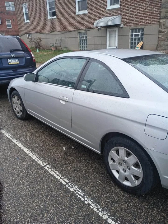 2002 Honda Civic 7th Gen - Image 2 of 3