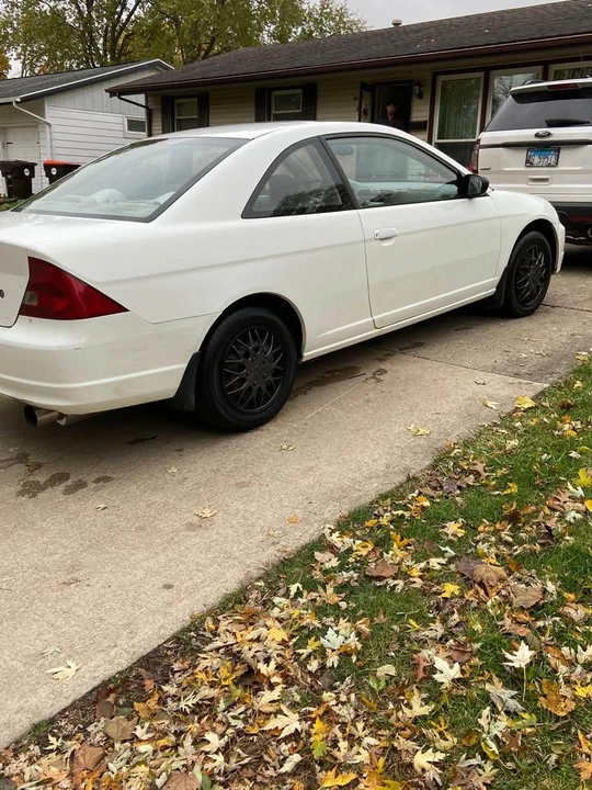 2002 Honda Civic 7th Gen - Image 2 of 2