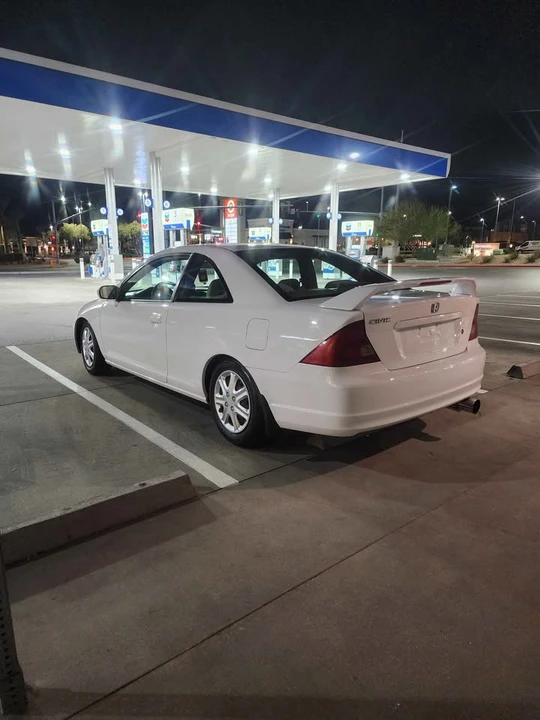 2002 Honda Civic 7th Gen - Image 3 of 8
