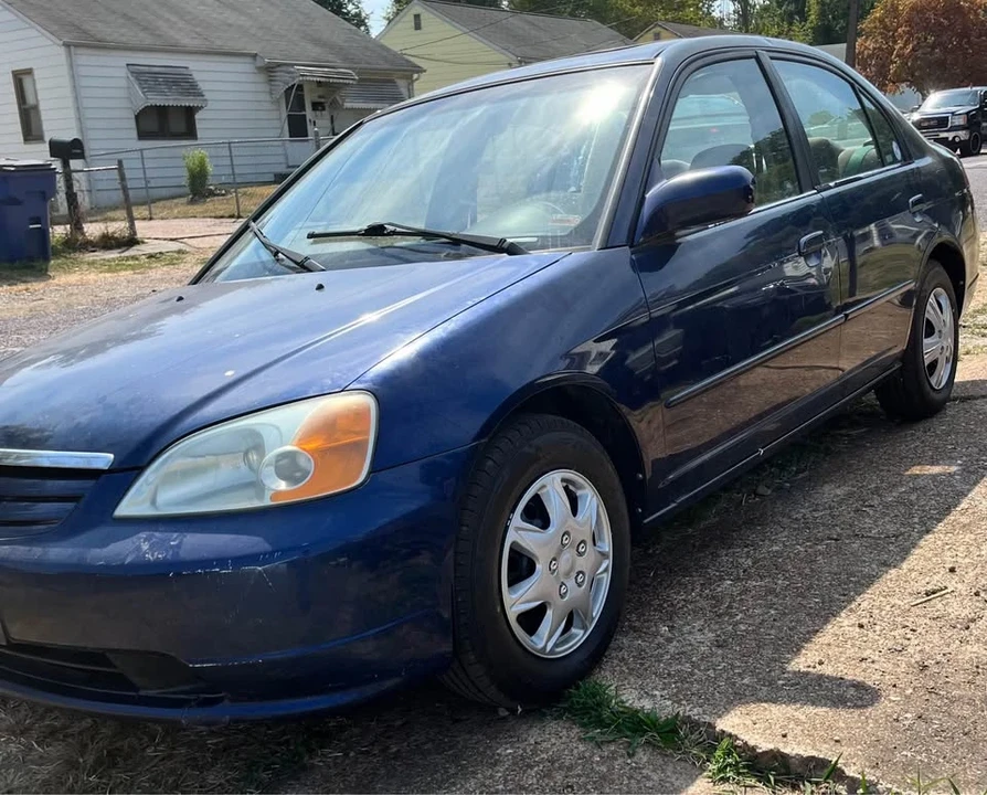 2002 Honda Civic 7th Gen - Image 2 of 3