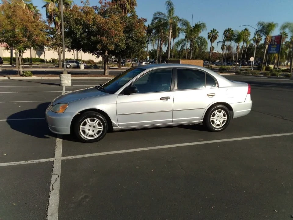 2002 Honda Civic 7th Gen - Image 4 of 8