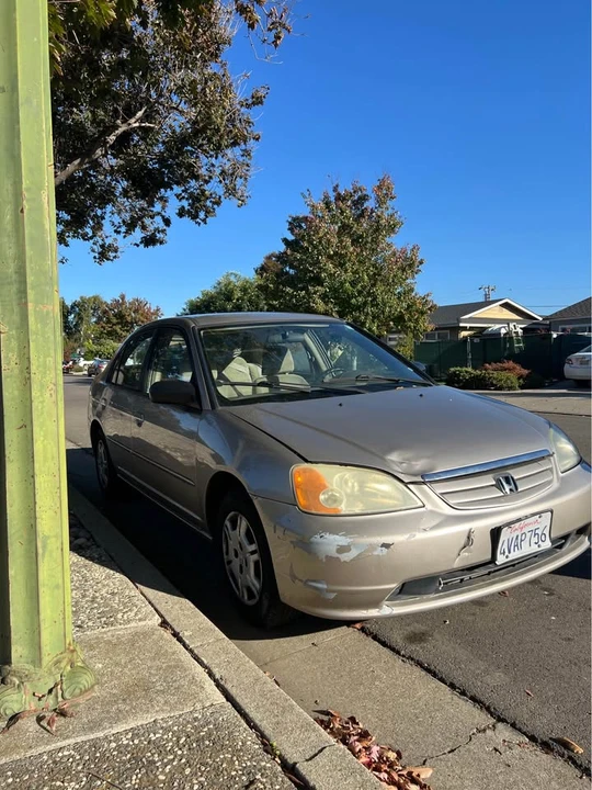2002 Honda Civic 7th Gen - Image 2 of 4