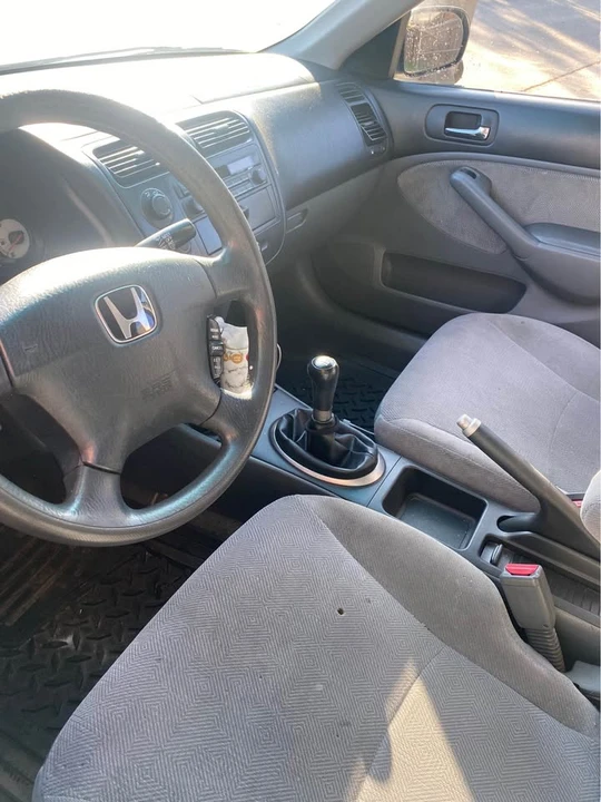 2002 Honda Civic 7th Gen - Image 4 of 7