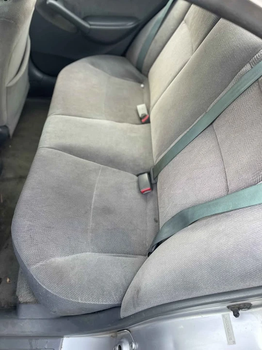 2002 Honda Civic 7th Gen - Image 9 of 13