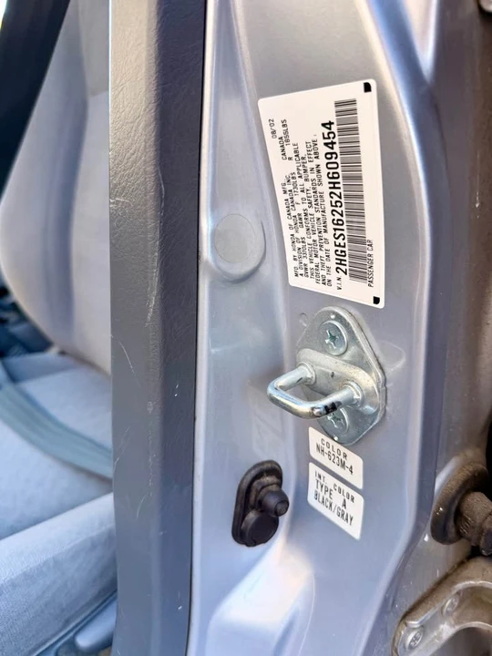 2002 Honda Civic 7th Gen - Image 13 of 15