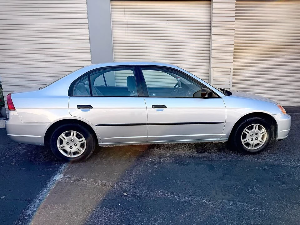 2002 Honda Civic 7th Gen - Image 5 of 15