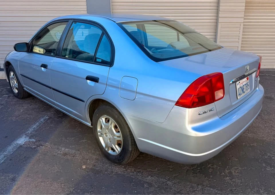 2002 Honda Civic 7th Gen - Image 7 of 15