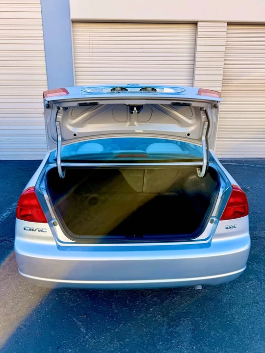 2002 Honda Civic 7th Gen - Image 9 of 15