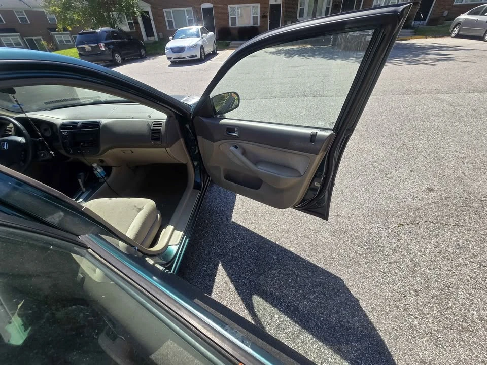 2002 Honda Civic 7th Gen - Image 5 of 15