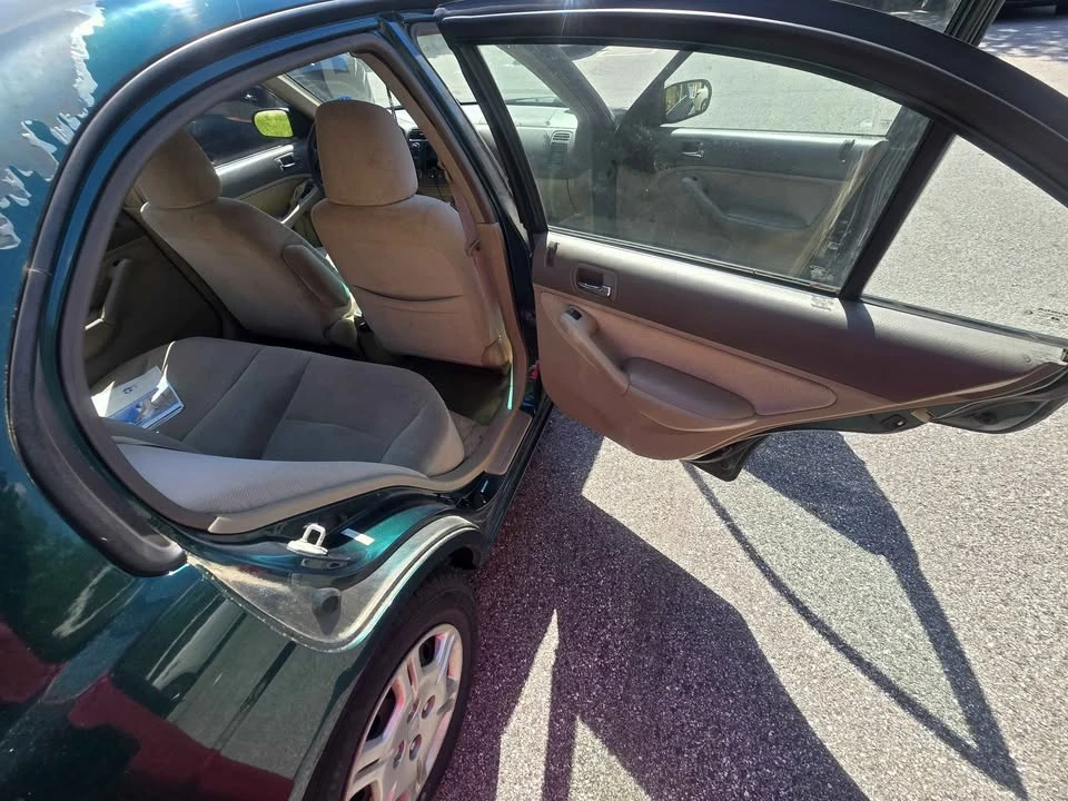2002 Honda Civic 7th Gen - Image 4 of 15