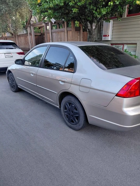 2002 Honda Civic 7th Gen - Image 3 of 3