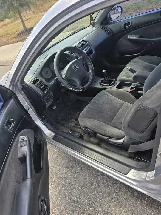 2002 Honda Civic 7th Gen - Image 5 of 8