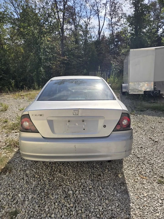 2002 Honda Civic 7th Gen - Image 3 of 9