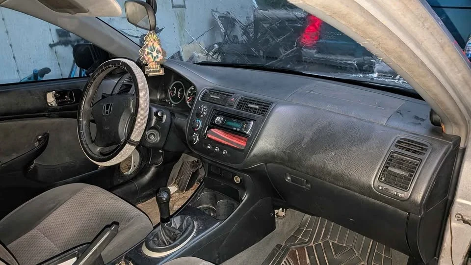 2002 Honda Civic 7th Gen - Image 7 of 7