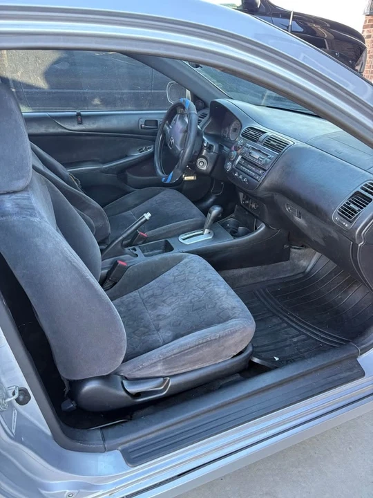 2002 Honda Civic 7th Gen - Image 2 of 6