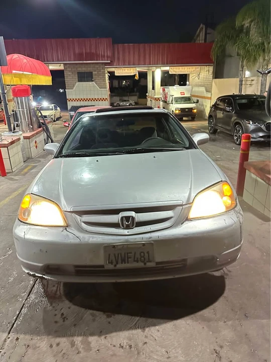 2002 Honda Civic 7th Gen - Image 2 of 6