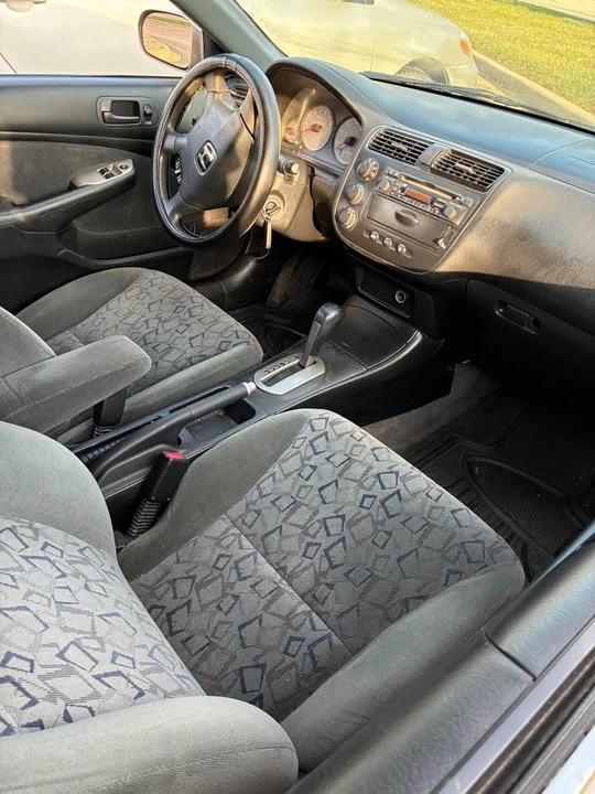 2002 Honda Civic 7th Gen - Image 5 of 8