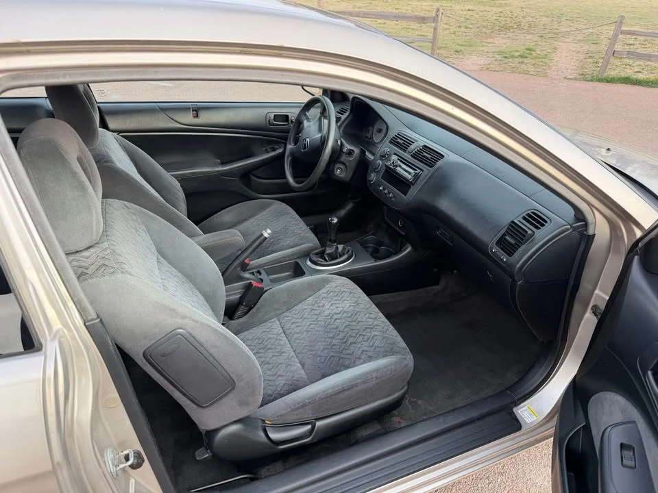 2002 Honda Civic 7th Gen - Image 6 of 7