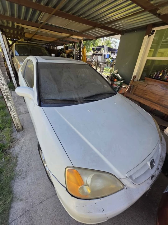 2002 Honda Civic 7th Gen - Image 2 of 4