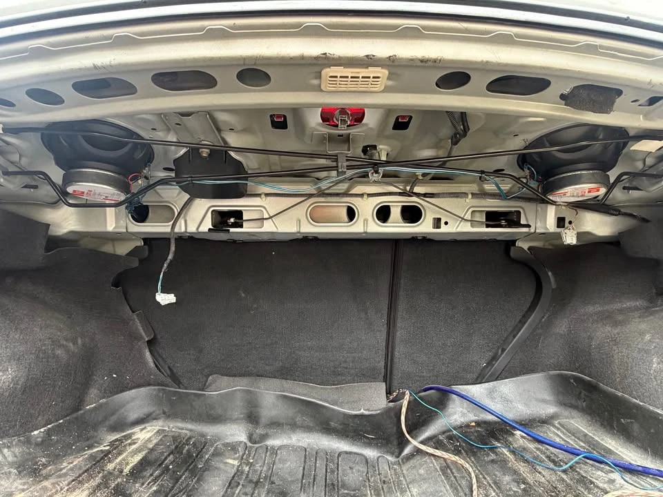 2002 Honda Civic 7th Gen - Image 4 of 9