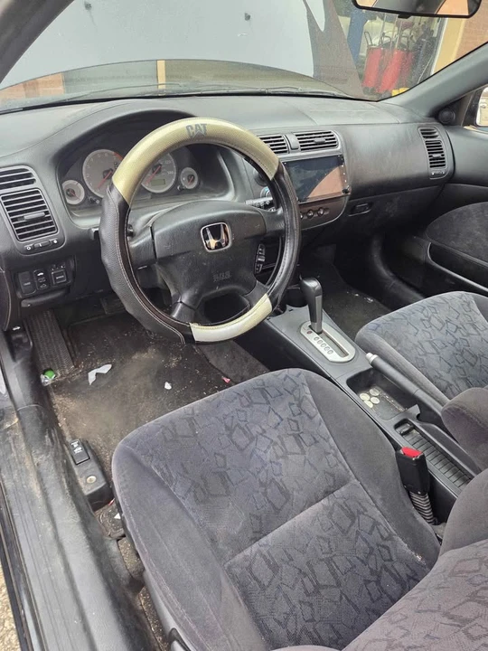 2002 Honda Civic 7th Gen - Image 6 of 8