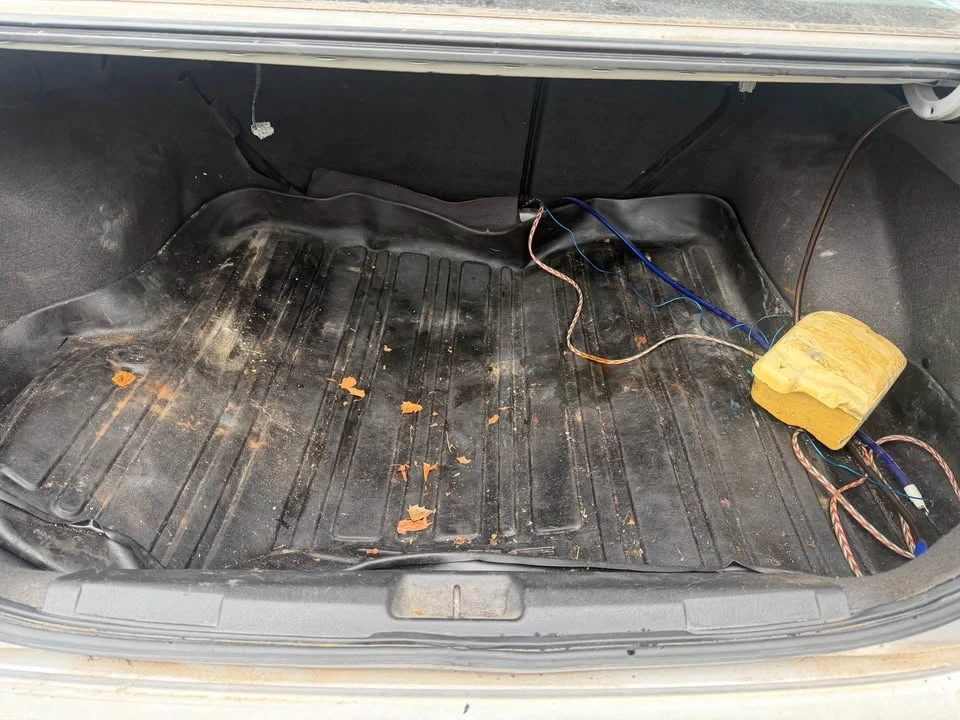 2002 Honda Civic 7th Gen - Image 3 of 9