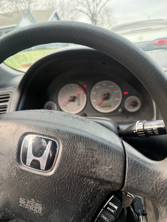 2002 Honda Civic 7th Gen - Image 2 of 14