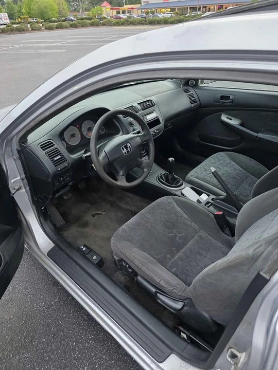 2002 Honda Civic 7th Gen - Image 4 of 7