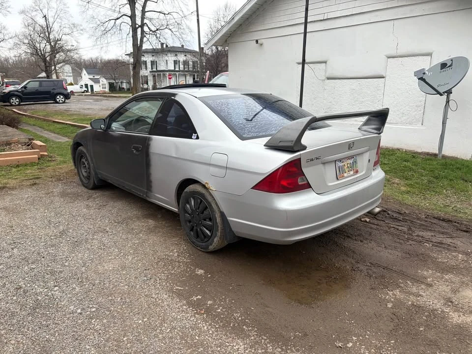2002 Honda Civic 7th Gen - Image 3 of 7