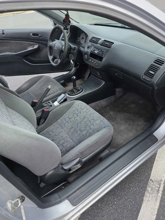 2002 Honda Civic 7th Gen - Image 5 of 7