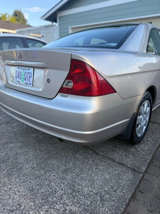 2002 Honda Civic 7th Gen - Image 7 of 16
