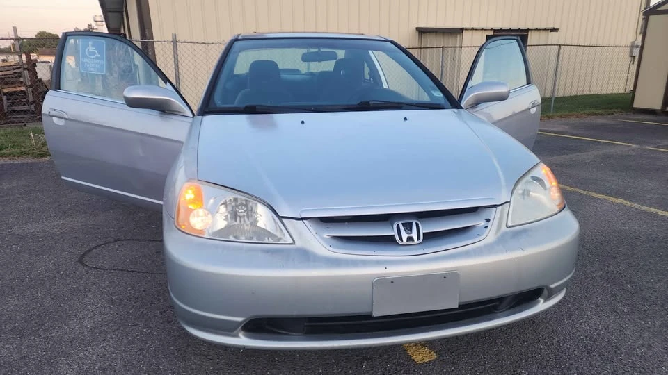 2002 Honda Civic 7th Gen - Image 11 of 17