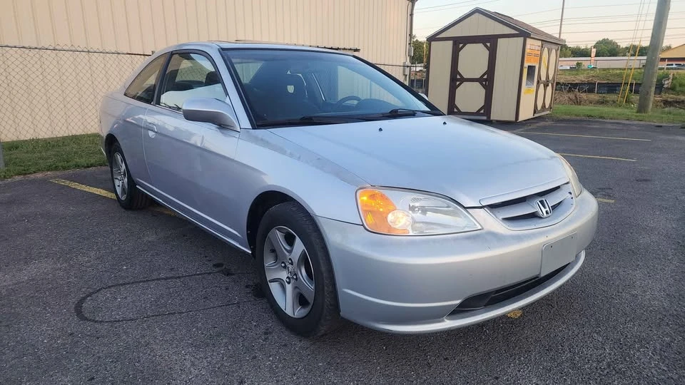 2002 Honda Civic 7th Gen - Image 3 of 17