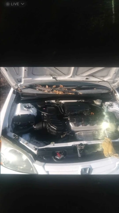 2002 Honda Civic 7th Gen - Image 3 of 7