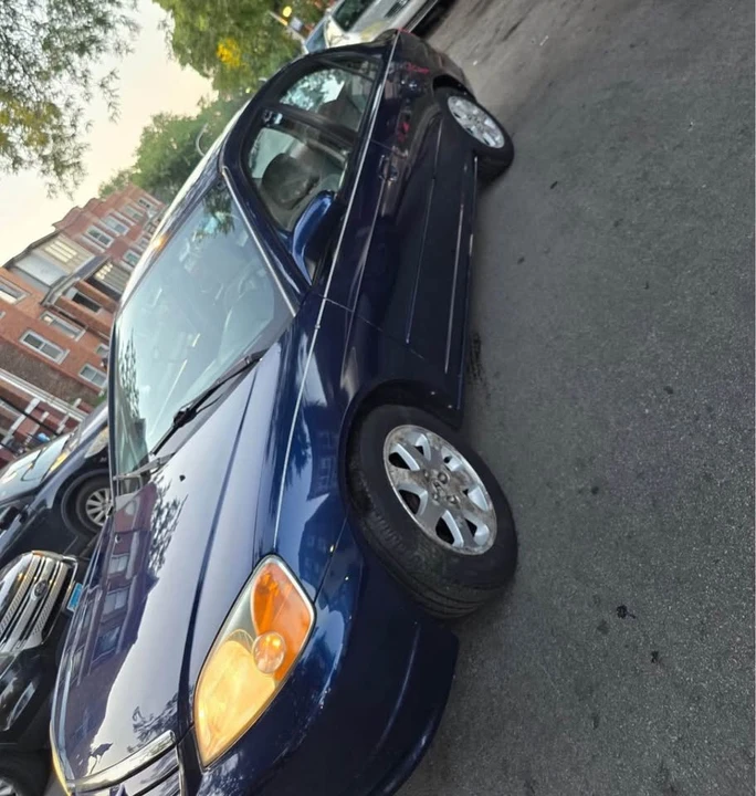 2002 Honda Civic 7th Gen - Image 3 of 6