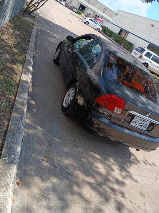 2002 Honda Civic 7th Gen - Image 6 of 13
