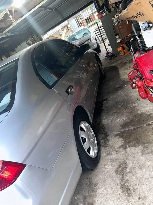 2002 Honda Civic 7th Gen - Image 8 of 10